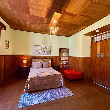 Hotel Mucha Quetzaltenango Exteriör bild