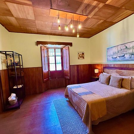 Hotel Mucha Quetzaltenango Exteriör bild