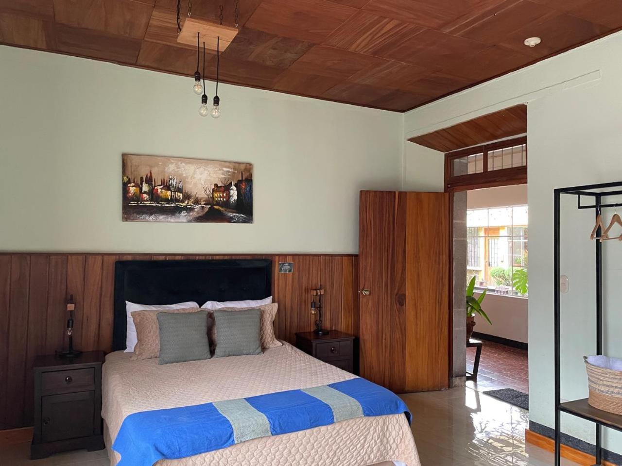 Hotel Mucha Quetzaltenango Exteriör bild