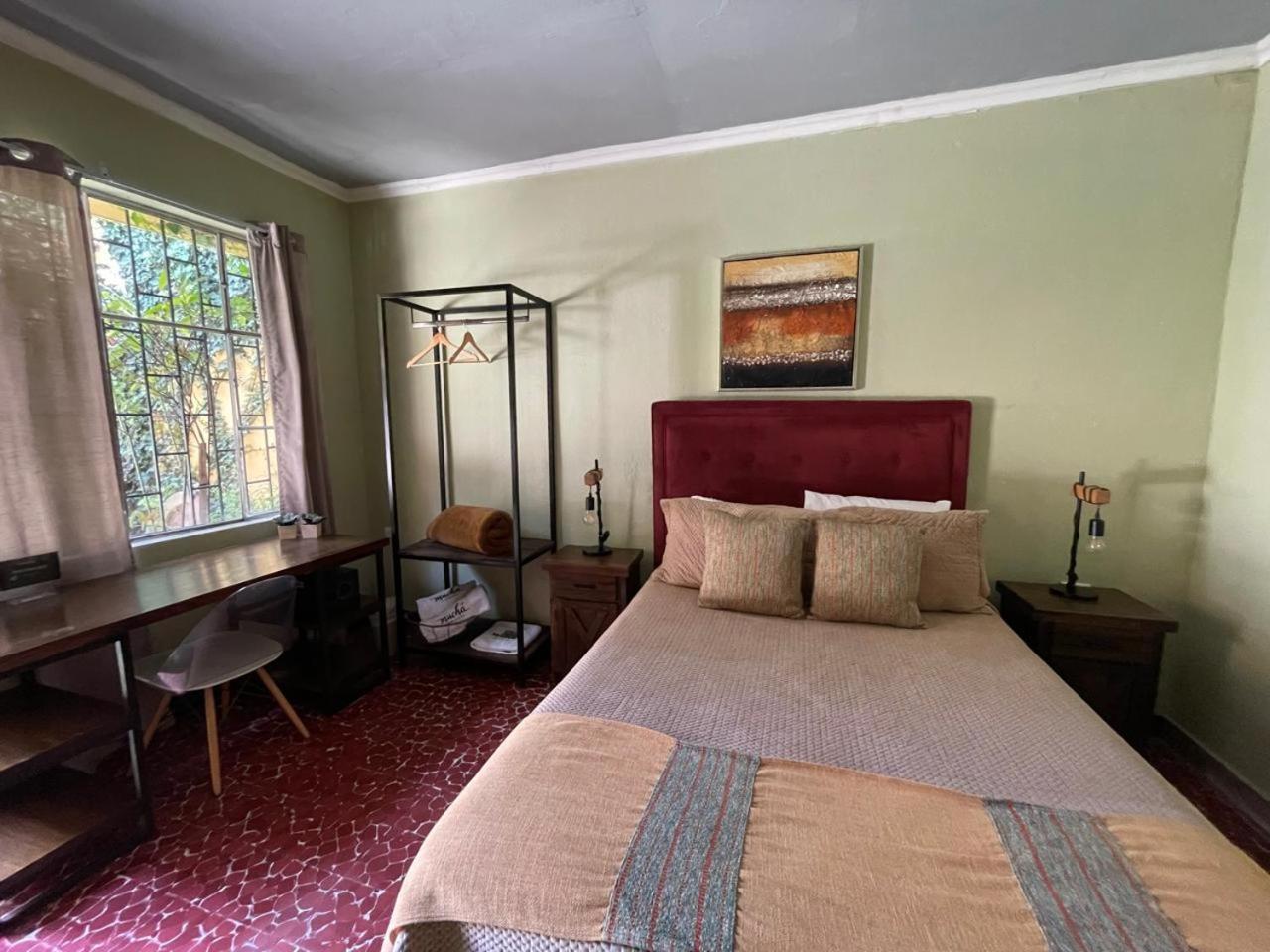 Hotel Mucha Quetzaltenango Exteriör bild